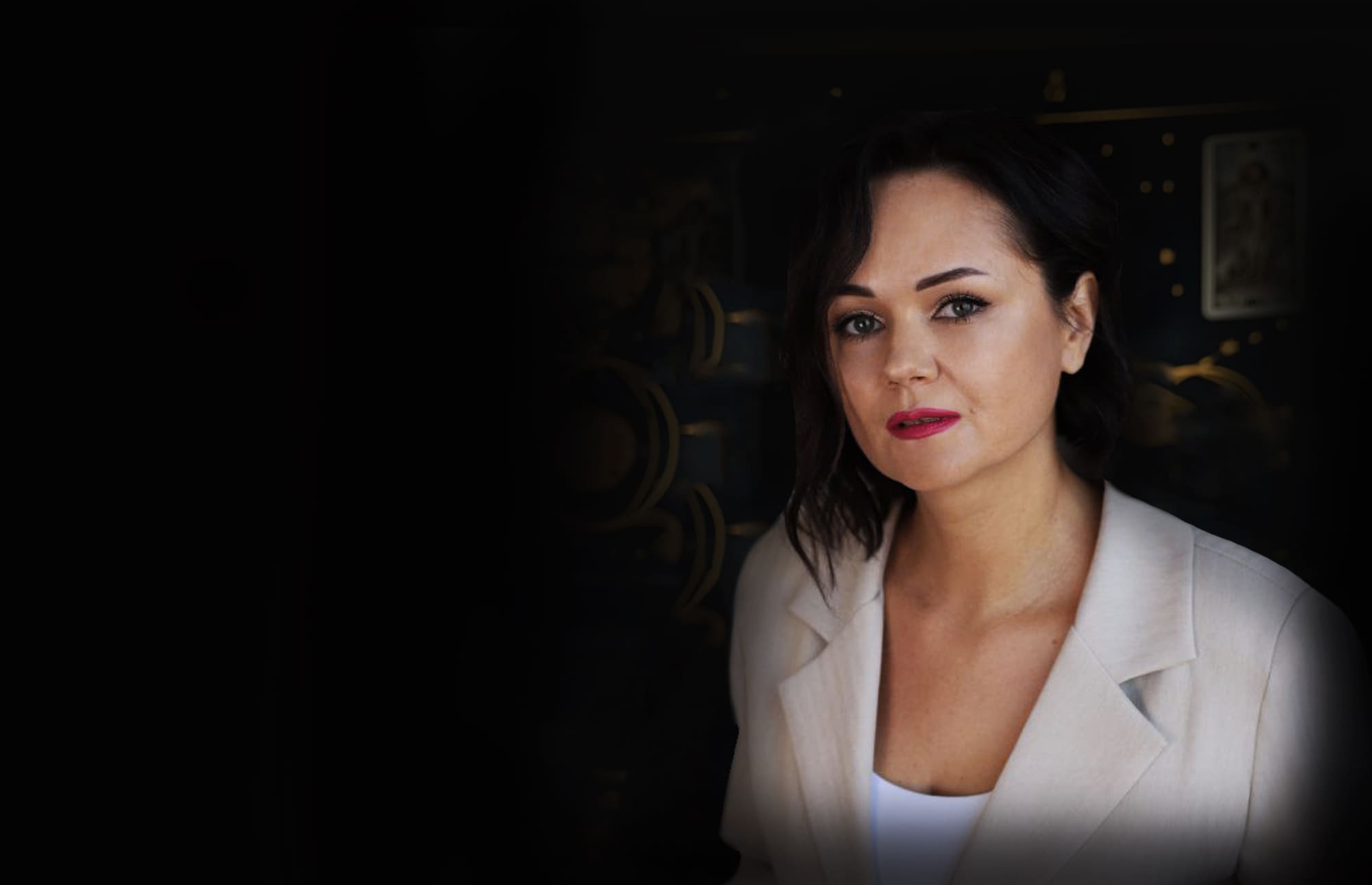 Ирис Айне — эксперт Astro7