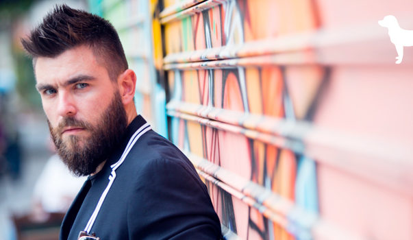 Мужчина-Собака: с милым рай и в шалаше